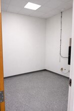 9485 Regency Square Blvd, Jacksonville, FL à louer Photo intérieure- Image 2 de 6