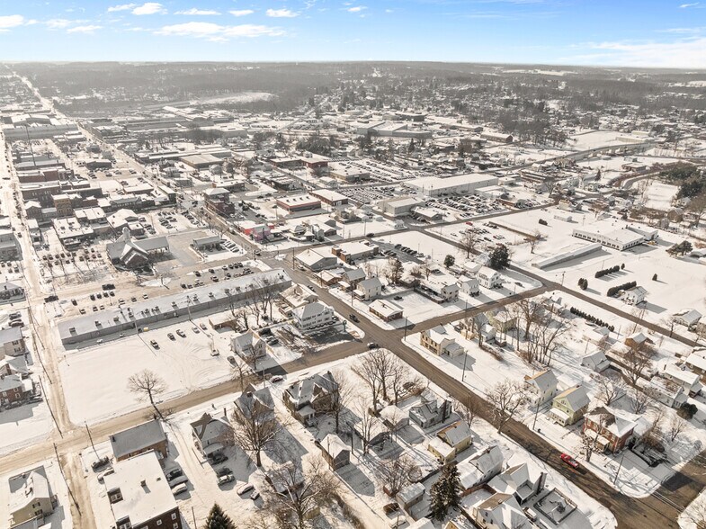 293 N Ellsworth Ave, Salem, OH à vendre - Photo du bâtiment - Image 3 de 40