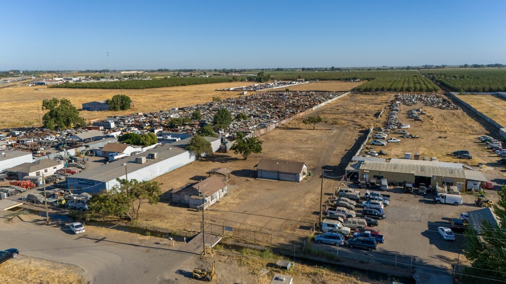 1250 E Childs Ave, Merced, CA for sale - Aerial - Image 2 of 12