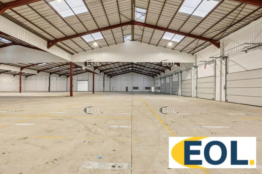 Flex dans Le Mesnil-Amelot à louer - Photo du bâtiment - Image 3 de 10