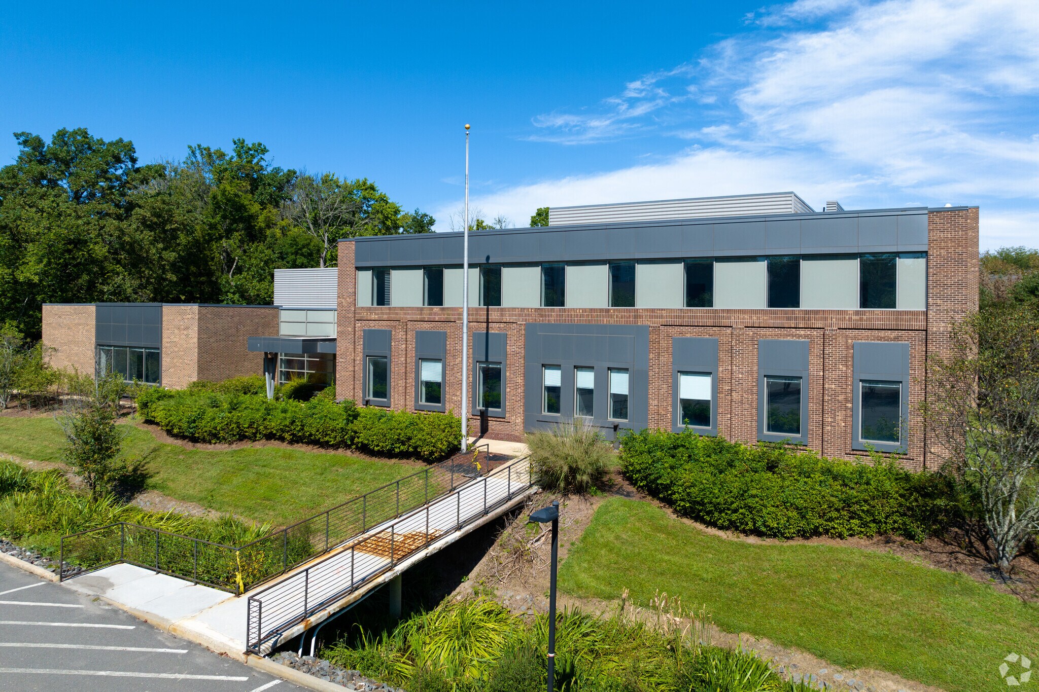 29 Thanet Cir, Princeton, NJ for lease Building Photo- Image 1 of 8