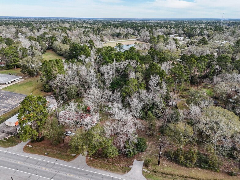 16010 FM 3083 Rd, Conroe, TX à vendre - Photo du bâtiment - Image 2 de 20