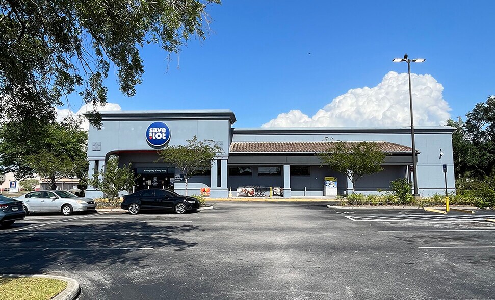 9332 Us Highway 19, Port Richey, FL à vendre - Photo du bâtiment - Image 3 de 5