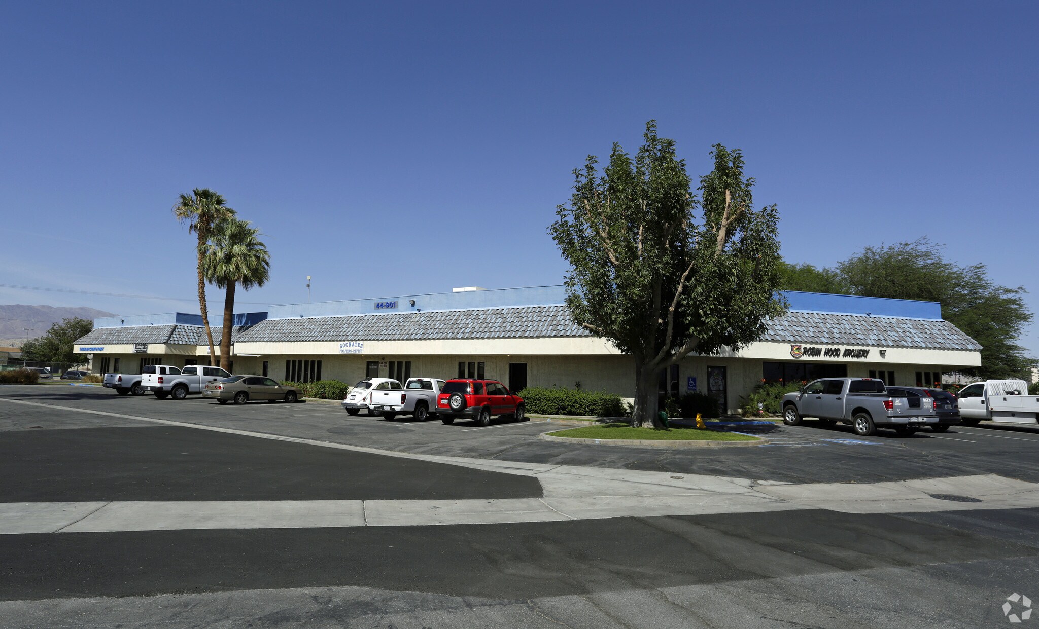 44901 Golf Center Pky, Indio, CA for lease Primary Photo- Image 1 of 12