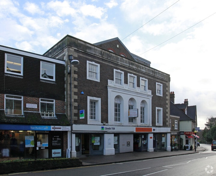 The Broadway, Crowborough for lease - Building Photo - Image 2 of 3