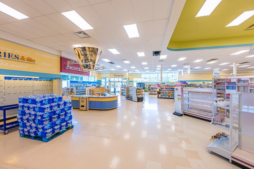 520 W Washington St, Sequim, WA à louer - Photo intérieure - Image 3 de 5