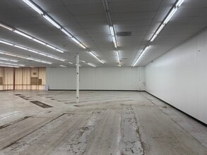 302 E Central Entrance, Duluth, MN for lease Interior Photo- Image 2 of 11