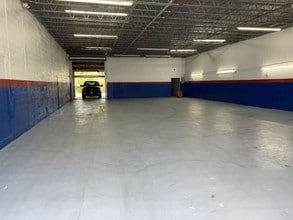 809-813 NW 1st St, Fort Lauderdale, FL à louer Photo du bâtiment- Image 1 de 3