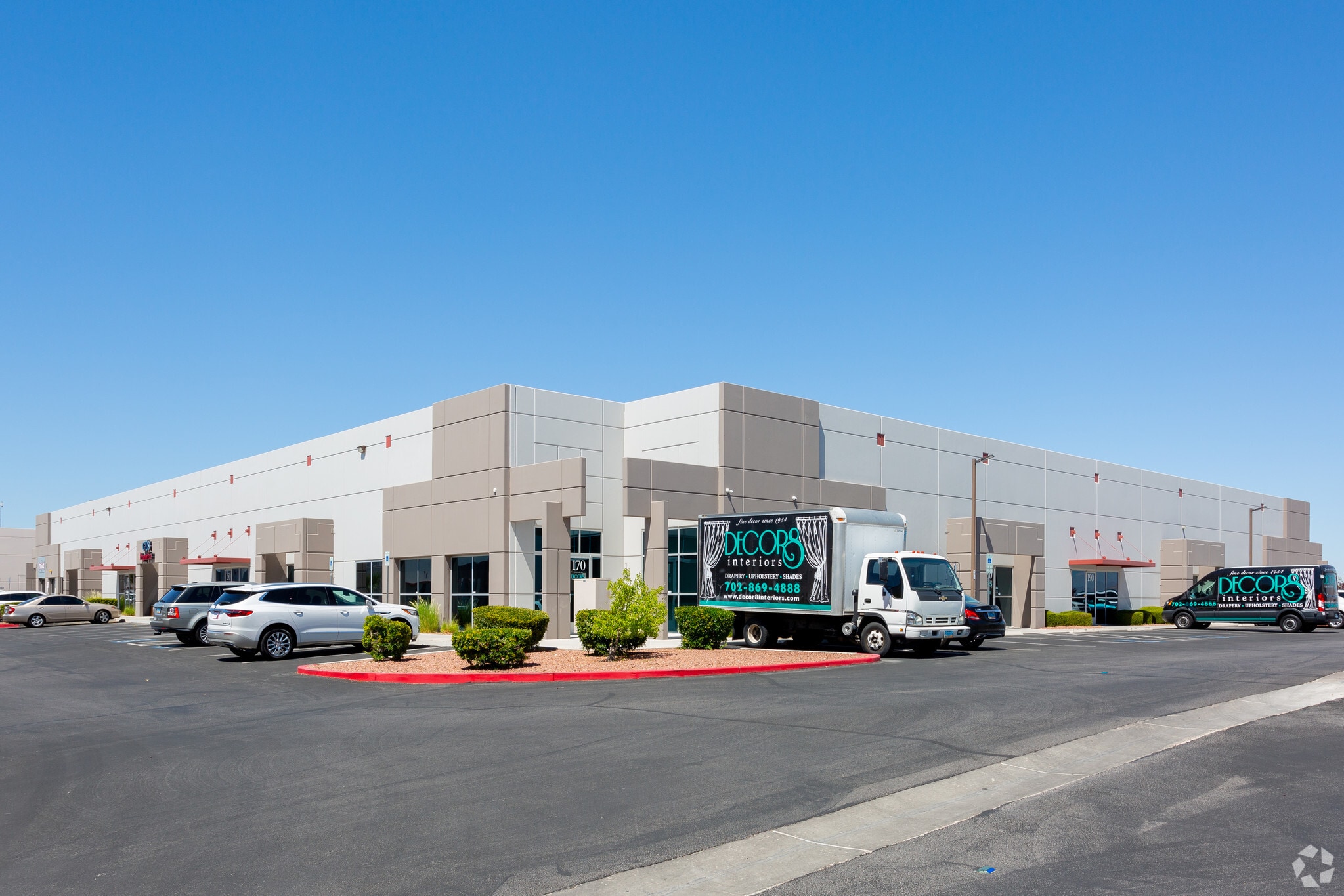 2475 W Cheyenne Ave, North Las Vegas, NV for lease Primary Photo- Image 1 of 11