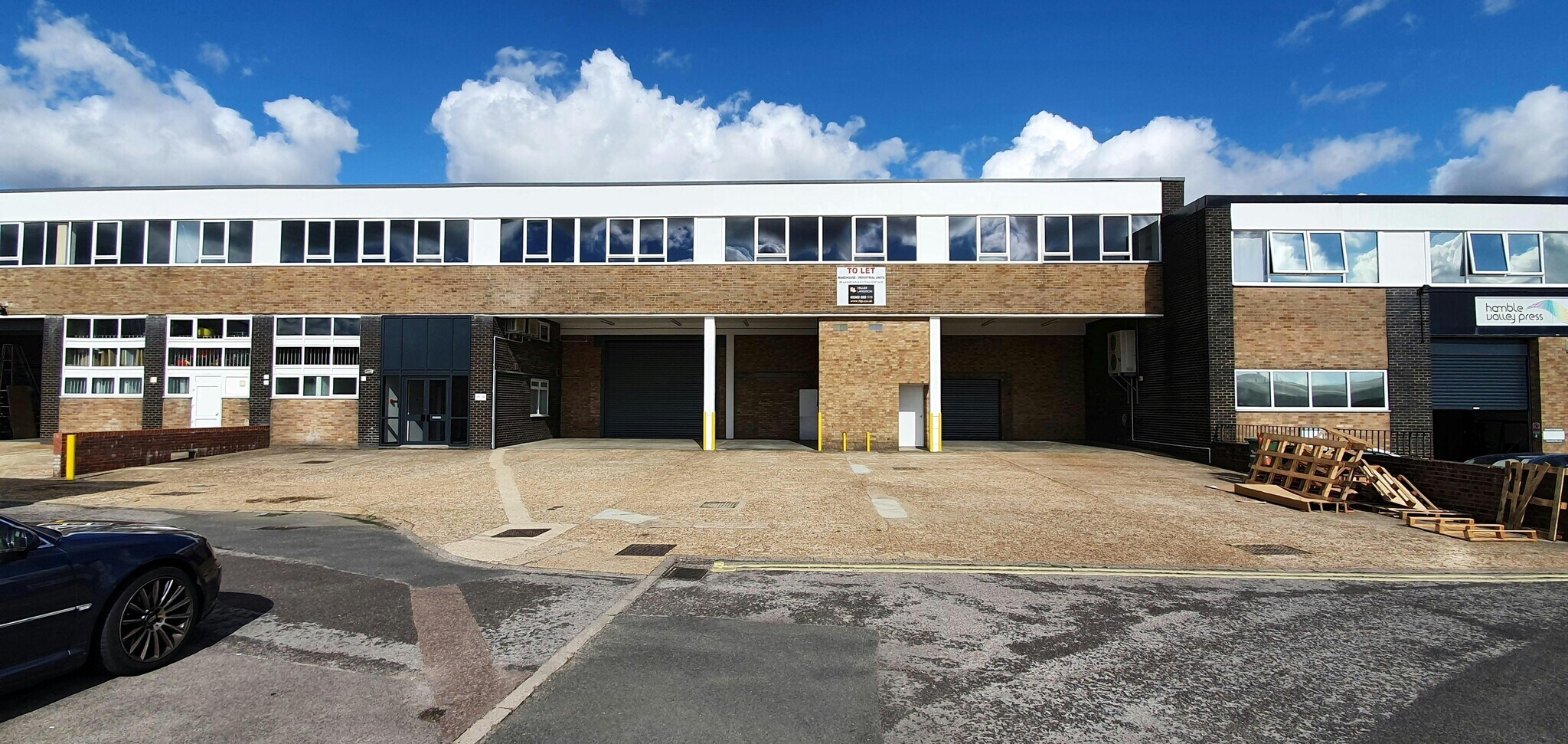 Shamblehurst Ln, Southampton à vendre Photo du bâtiment- Image 1 de 14