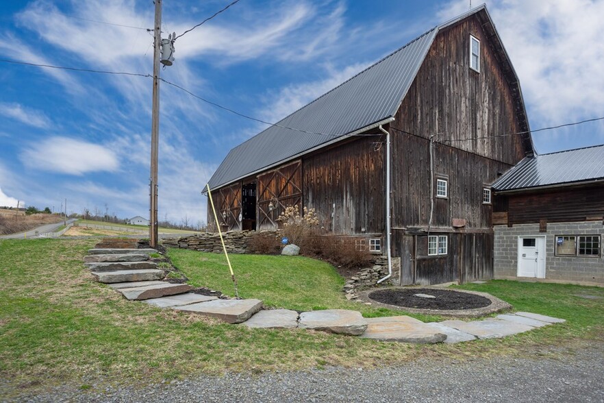 211 Hanks Rd, Troy, PA à vendre - Photo du bâtiment - Image 3 de 100