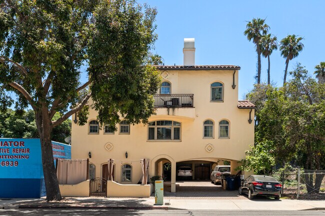 Plus de détails pour 42 E Thompson Blvd, Ventura, CA - Multi-résidentiel à vendre