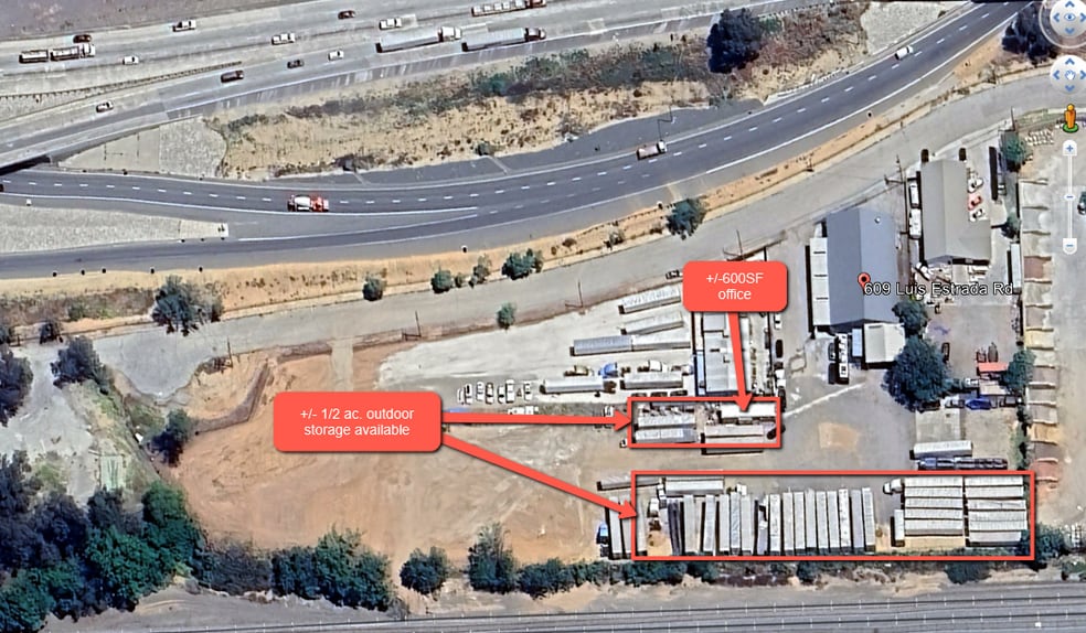 609 W Luis Estrada Rd, Beaumont, CA for lease - Building Photo - Image 1 of 5