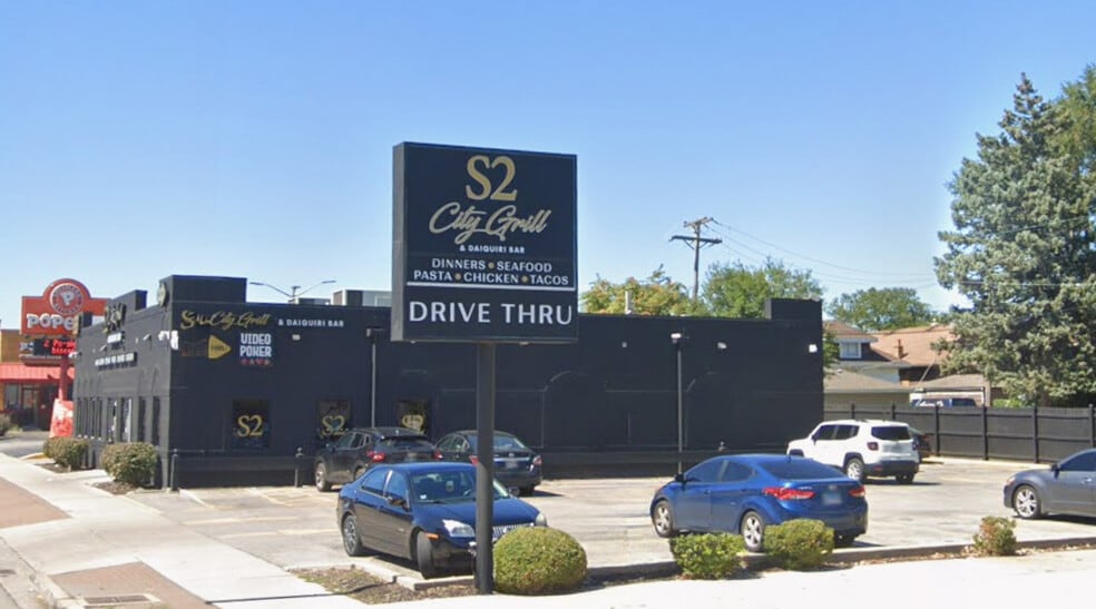 1001 W Roosevelt Rd, Maywood, IL for lease - Building Photo - Image 1 of 4