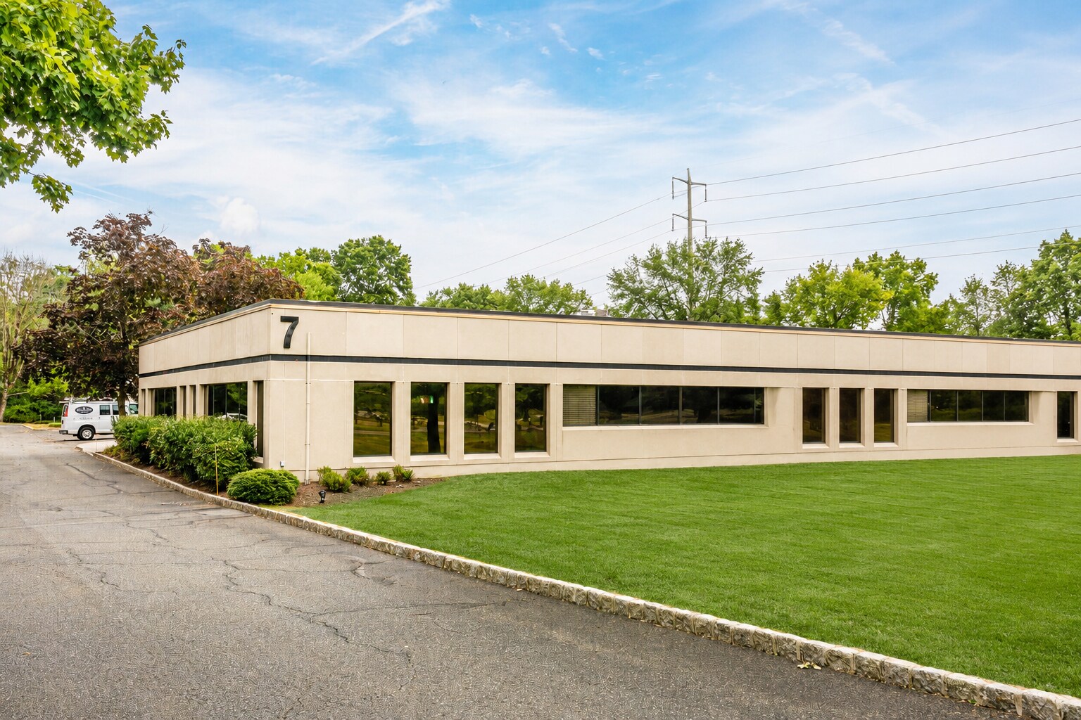 7 E Frederick Pl, Cedar Knolls, NJ à louer Photo du bâtiment- Image 1 de 10