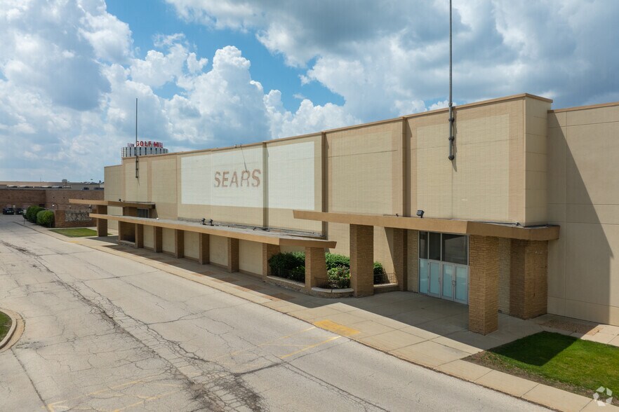 400 Golf Mill Ctr, Niles, IL for sale - Building Photo - Image 2 of 4