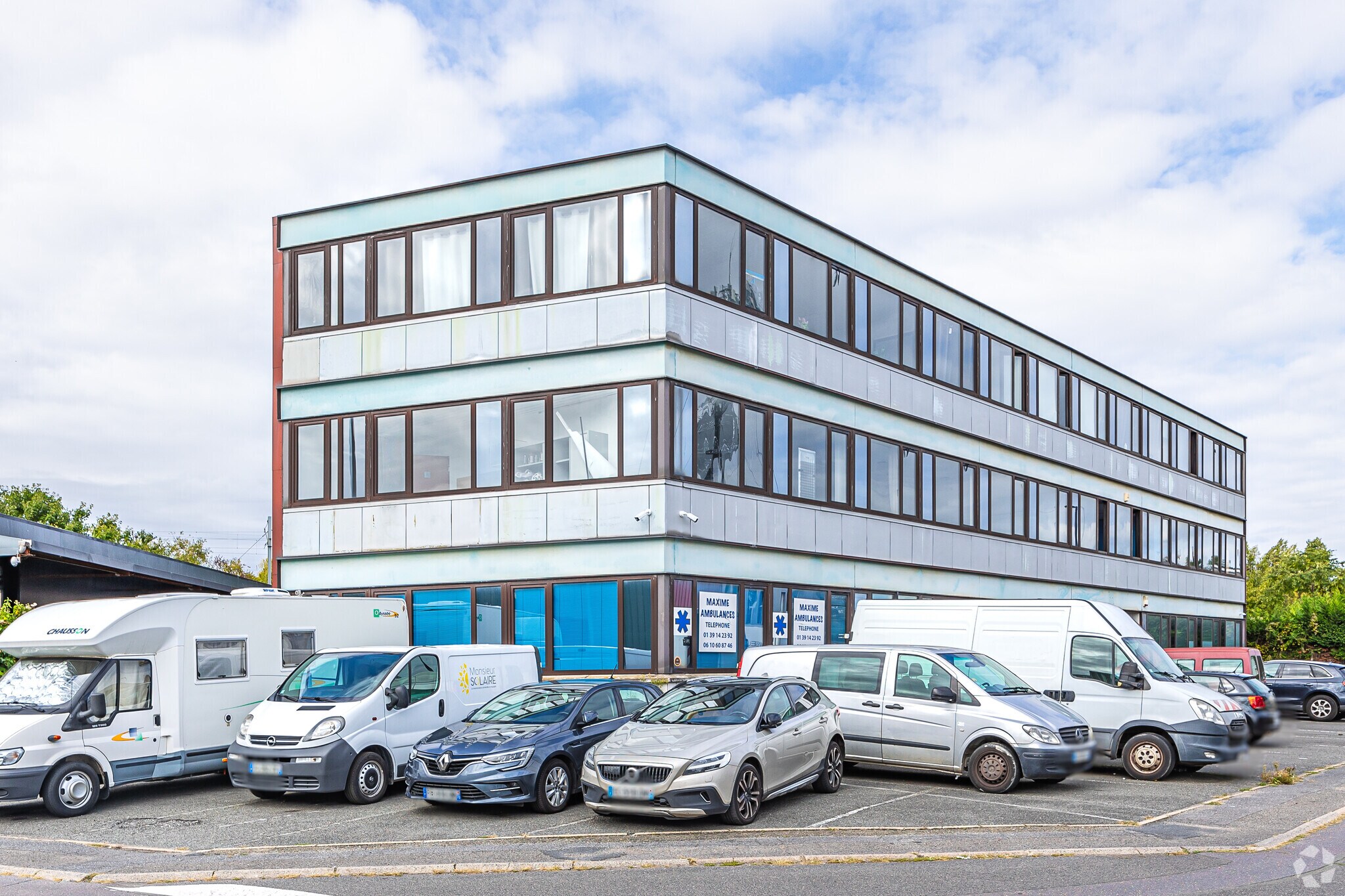 29-31 Rue Des Entrepreneurs, Carrières-sur-Seine for lease Primary Photo- Image 1 of 3