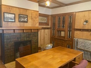 1010 Esther St, Vancouver, WA for lease Interior Photo- Image 2 of 3