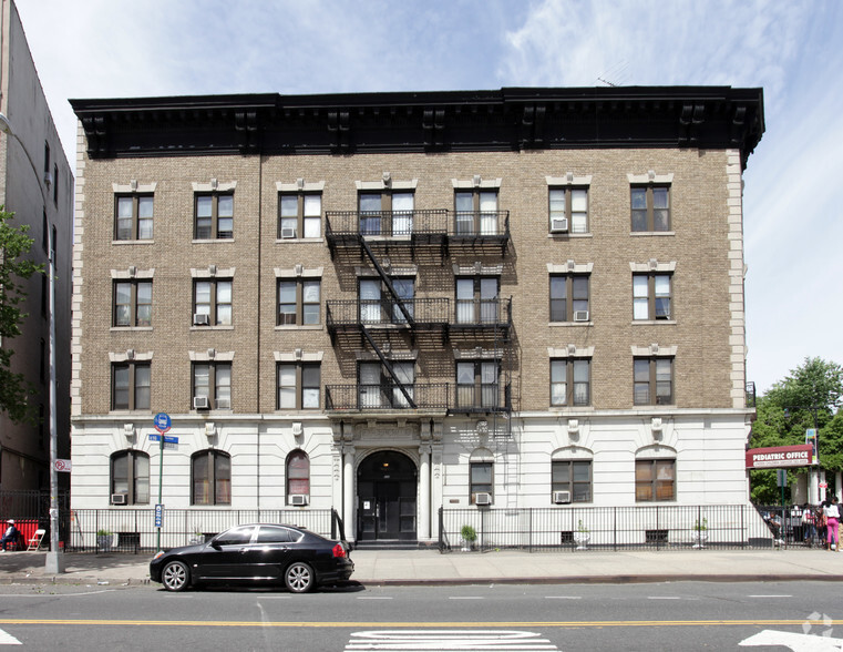 350 Ocean Ave, Brooklyn, NY for lease - Building Photo - Image 2 of 2