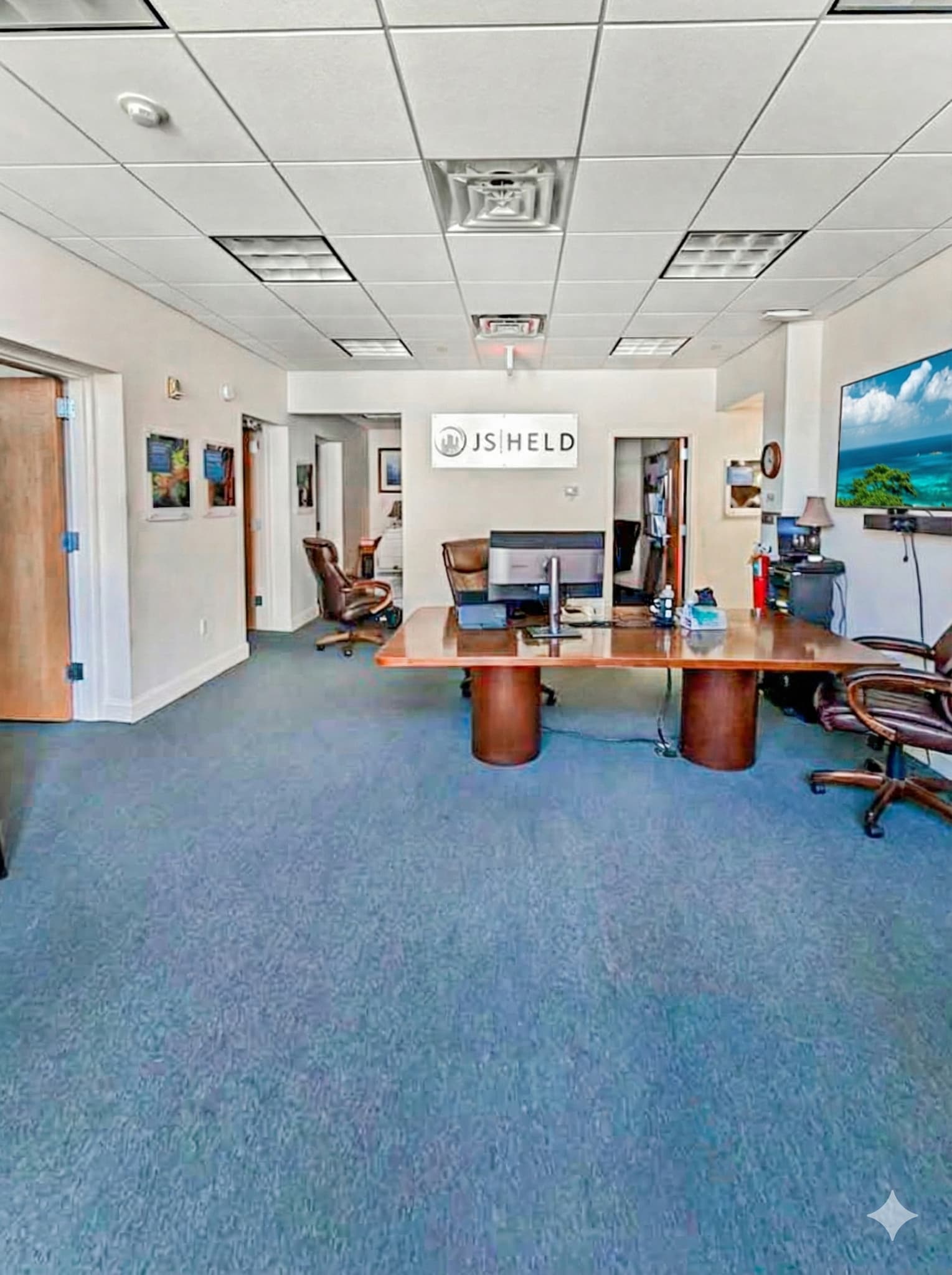 6 Drummond Pl, Red Bank, NJ à louer Photo intérieure- Image 1 de 18