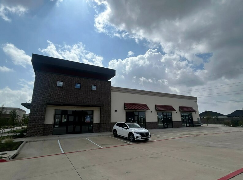 9984 Coit Rd, Frisco, TX à louer - Photo du bâtiment - Image 2 de 4