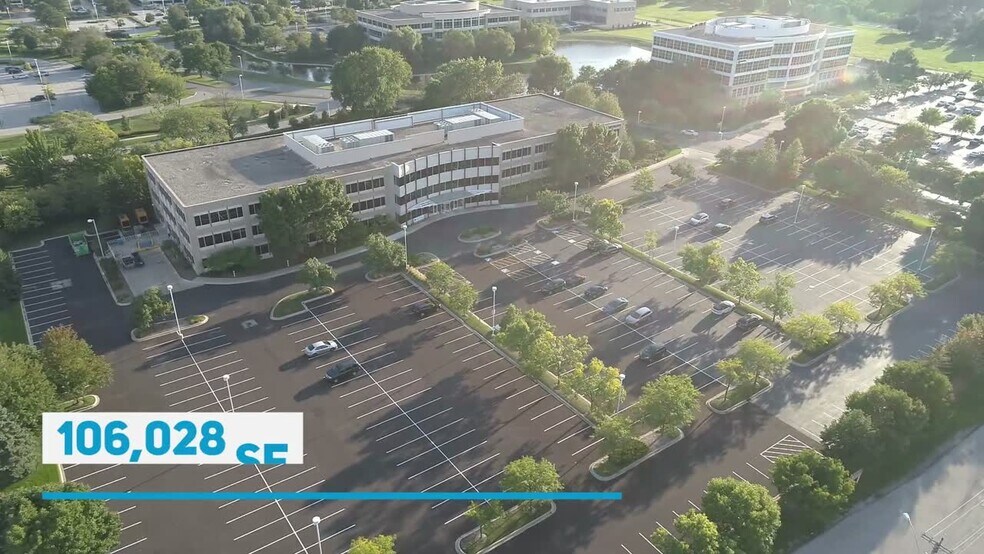 10 Parkway Blvd N, Deerfield, IL à louer - Vidéo sur l’inscription commerciale - Image 2 de 11