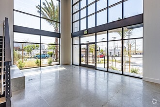 4416 Azusa Canyon Rd, Irwindale, CA à louer Photo intérieure- Image 2 de 15