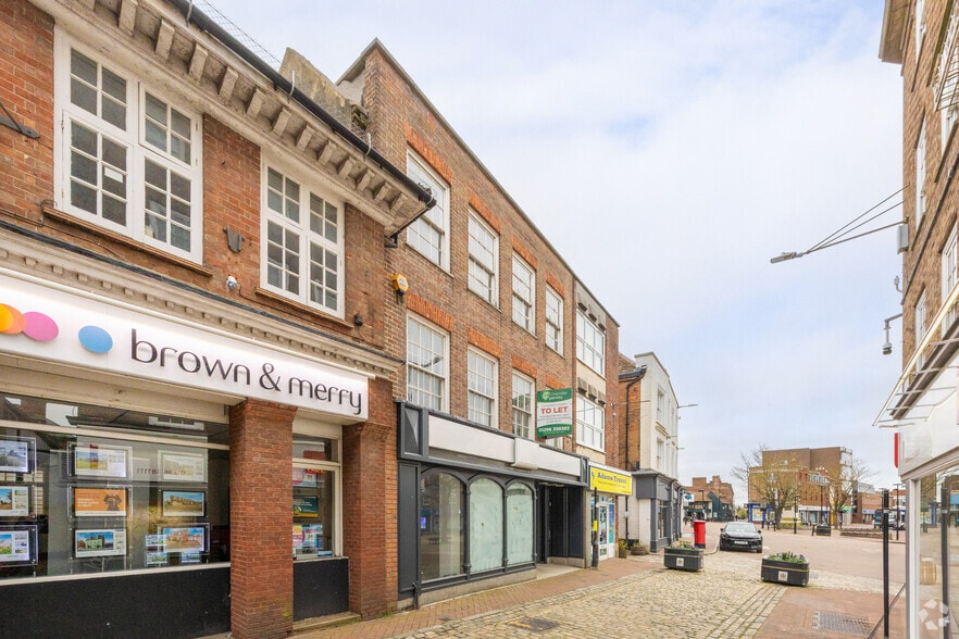 1-3 Market St, Aylesbury for lease - Building Photo - Image 2 of 2
