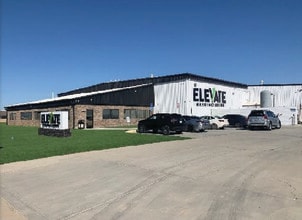 9486 Holly Rd, Adelanto, CA à vendre Photo intérieure- Image 1 de 7