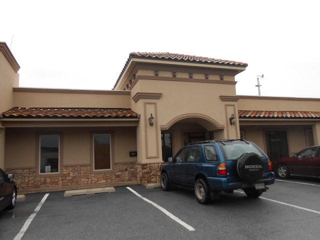 1117 N Stuart Place Rd, Harlingen, TX for lease - Primary Photo - Image 1 of 10