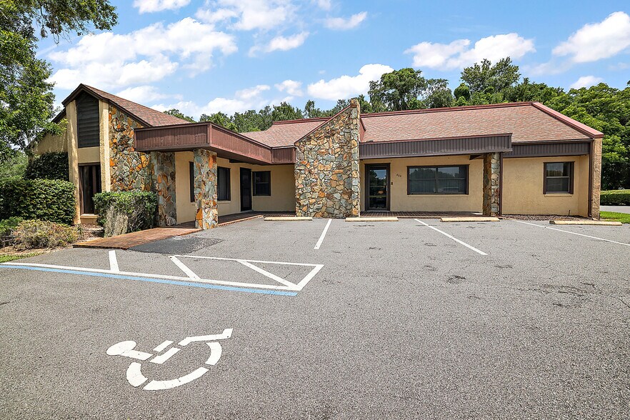400 Webster St, Leesburg, FL à louer - Photo du bâtiment - Image 2 de 45