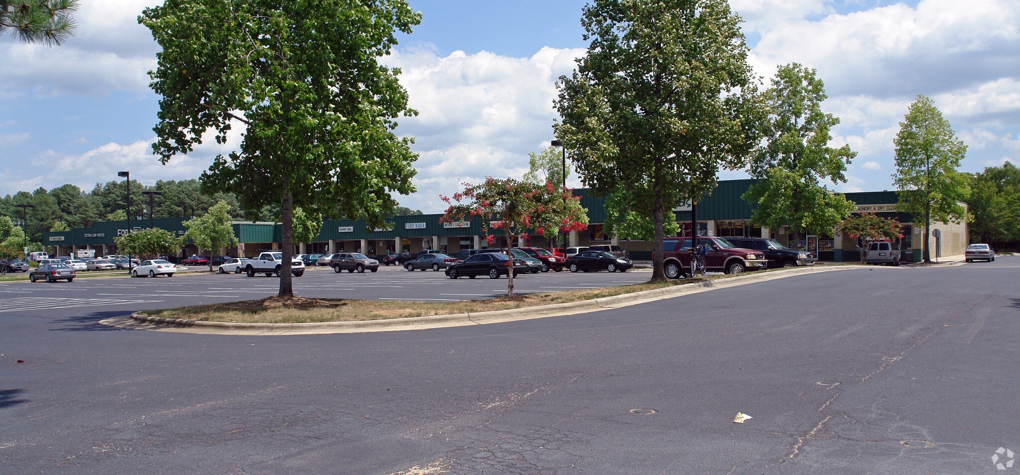 1100 N Raleigh Blvd, Raleigh, NC for lease Building Photo- Image 1 of 5