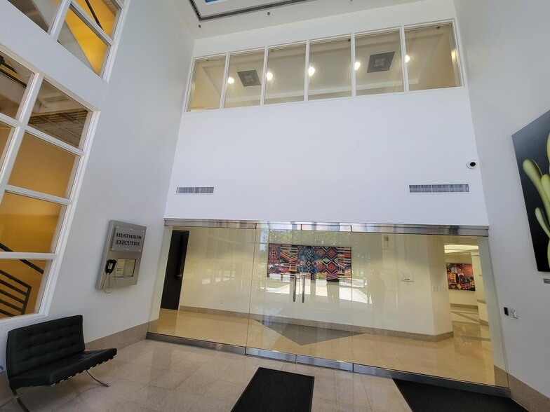 195 International Pky, Lake Mary, FL for lease - Interior Photo - Image 3 of 6