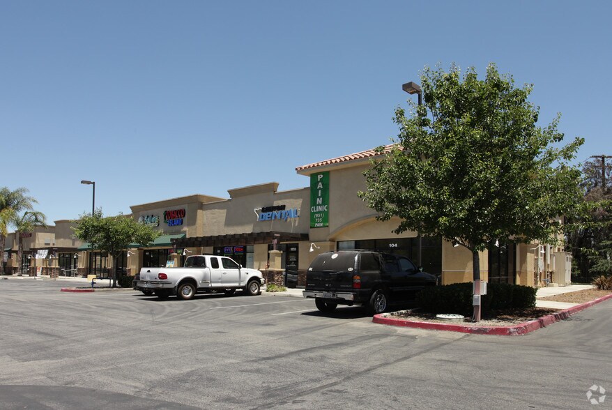 1561 E Ontario Ave, Corona, CA for sale - Primary Photo - Image 1 of 6
