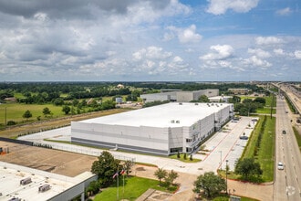 3200 S Sam Houston Pky E, Houston, TX - AERIAL map view - Image1