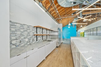 10567 Jefferson Blvd, Culver City, CA for lease Interior Photo- Image 2 of 13