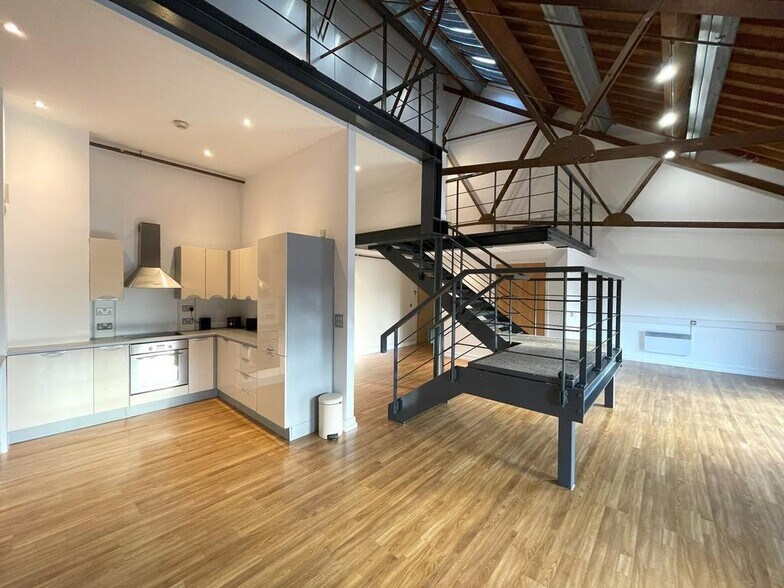 Kings Rd, Swansea à vendre - Photo du bâtiment - Image 2 de 14