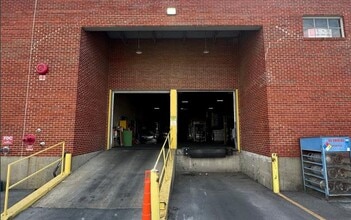 1123 Bedford Ave, North Kansas City, MO for lease Building Photo- Image 1 of 6