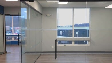 300 Oxford Rd, Oxford, CT à louer Photo intérieure- Image 2 de 9