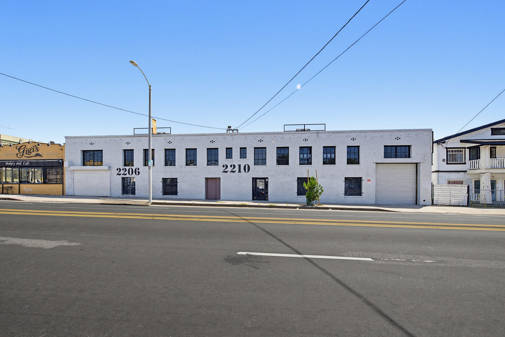 2210 W Temple St, Los Angeles, CA à louer Photo du bâtiment- Image 1 de 12