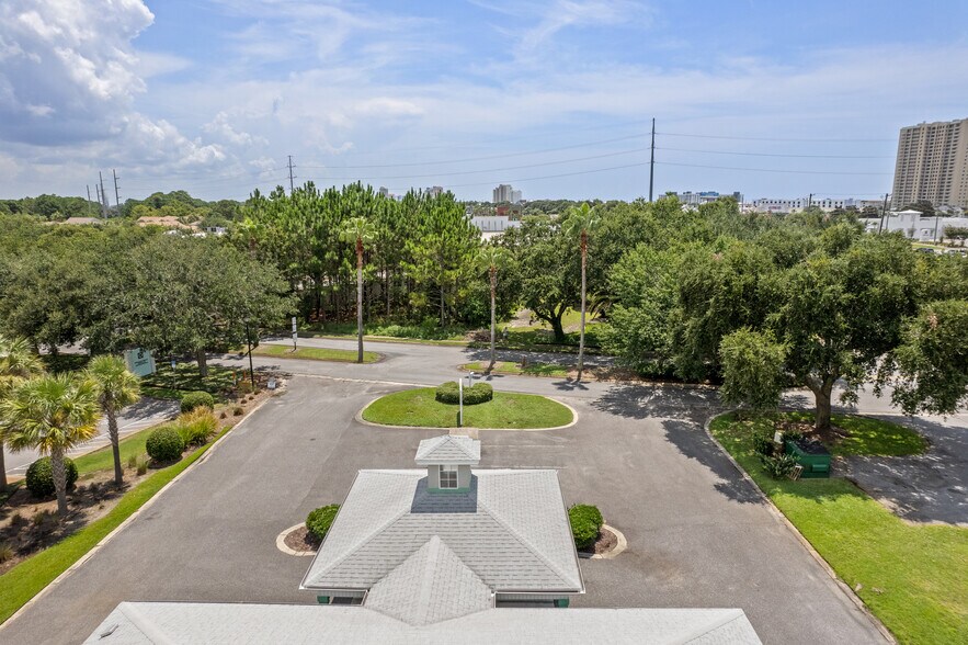 45 South Shore Dr, Miramar Beach, FL à louer - Photo du bâtiment - Image 3 de 28