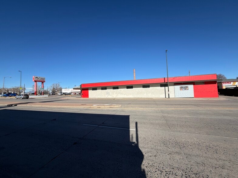 3181 W Alameda Ave, Denver, CO for sale - Building Photo - Image 3 of 32