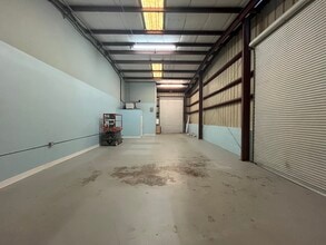 16151-16171 Pine Ridge Rd, Fort Myers, FL for lease Interior Photo- Image 1 of 7