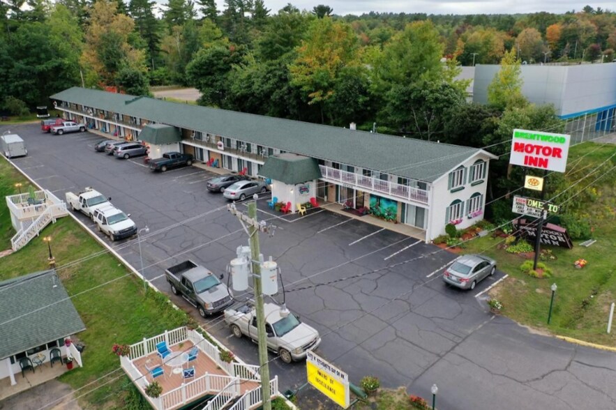 2603 US Highway 41 W, Marquette, MI à vendre - Photo du bâtiment - Image 2 de 8