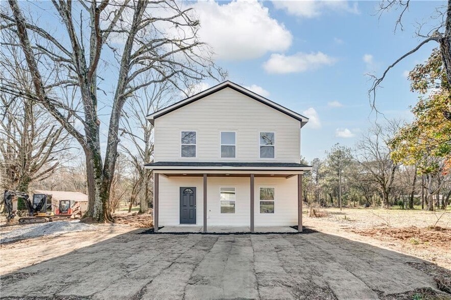 13 Door Portfolio - Immediate income portfolio of 12 properties for sale on LoopNet.ca - Building Photo - Image 2 of 14