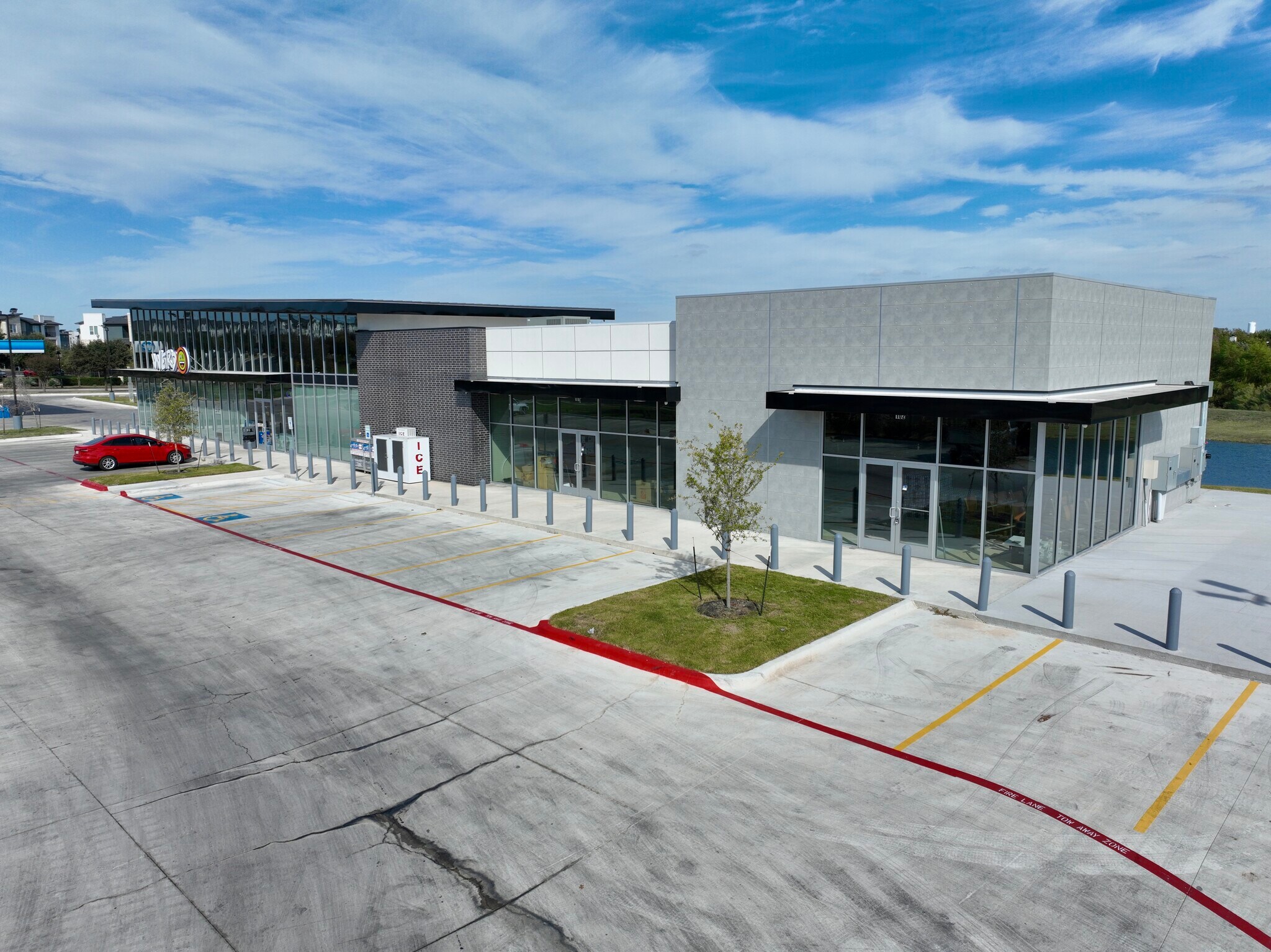 14179 The Lakes Boulevard Blvd, Pflugerville, TX à vendre Photo du bâtiment- Image 1 de 1