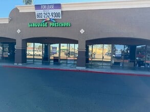3923 E Thunderbird Rd, Phoenix, AZ à louer Photo du bâtiment- Image 1 de 9