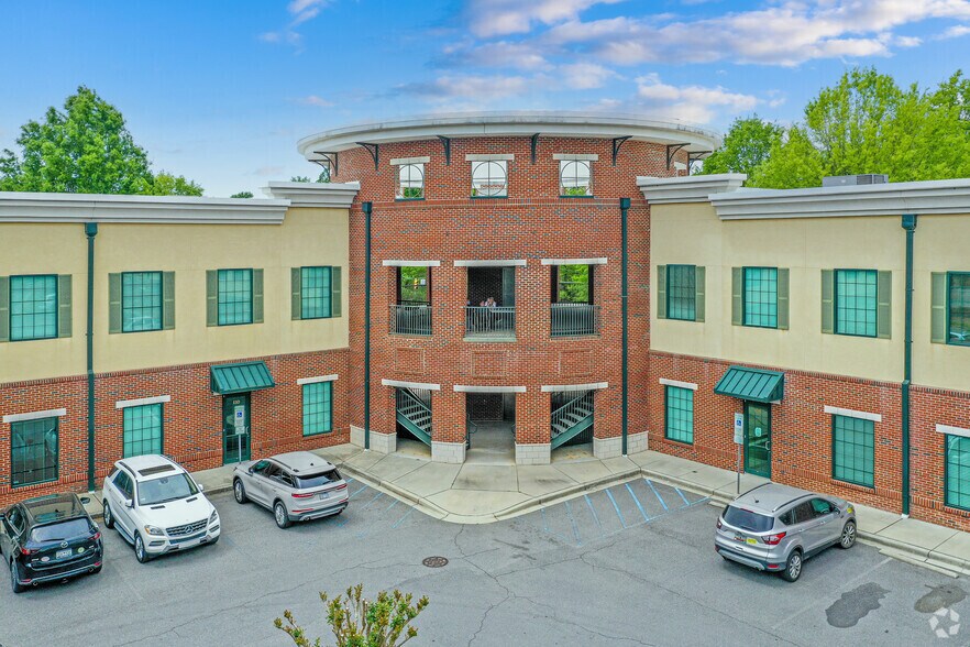 1171 Market St, Fort Mill, SC à louer - Photo du bâtiment - Image 2 de 15