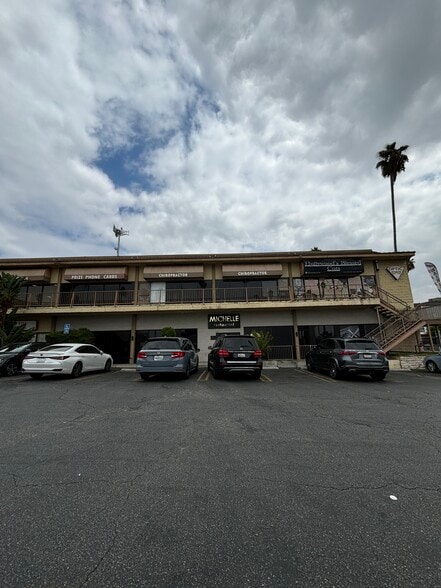 5125-5137 W Sunset Blvd, Los Angeles, CA for lease - Building Photo - Image 3 of 7