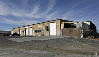 Plus de détails pour 17320 Eucalyptus St, Hesperia, CA - Industriel à vendre